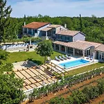 Pepi Ferienhaus *